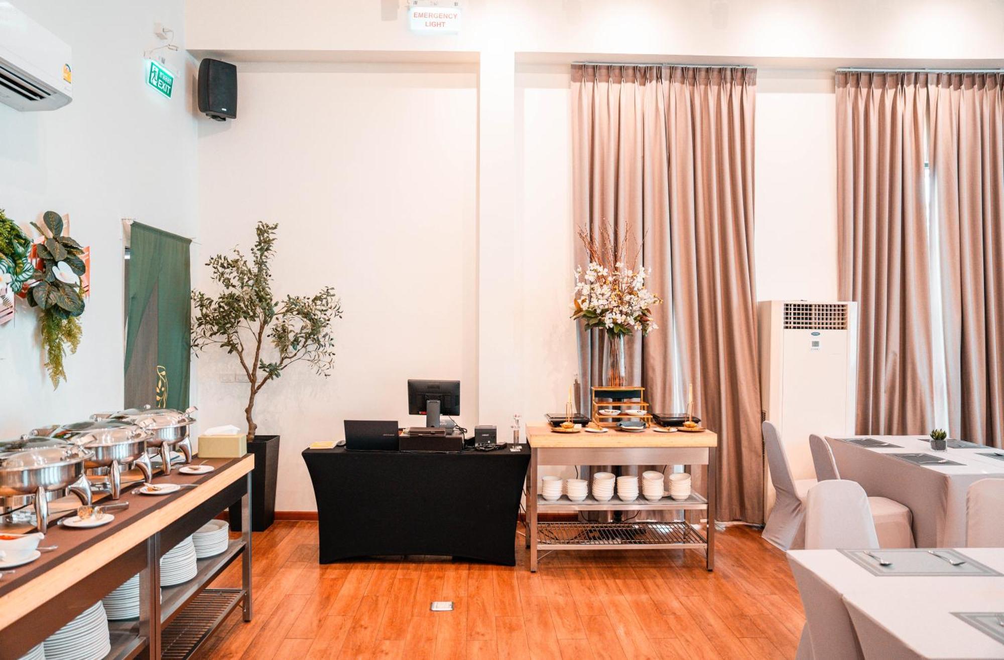 Surestay By Best Western Iconic Ari-Jatujak Bangkok Buitenkant foto